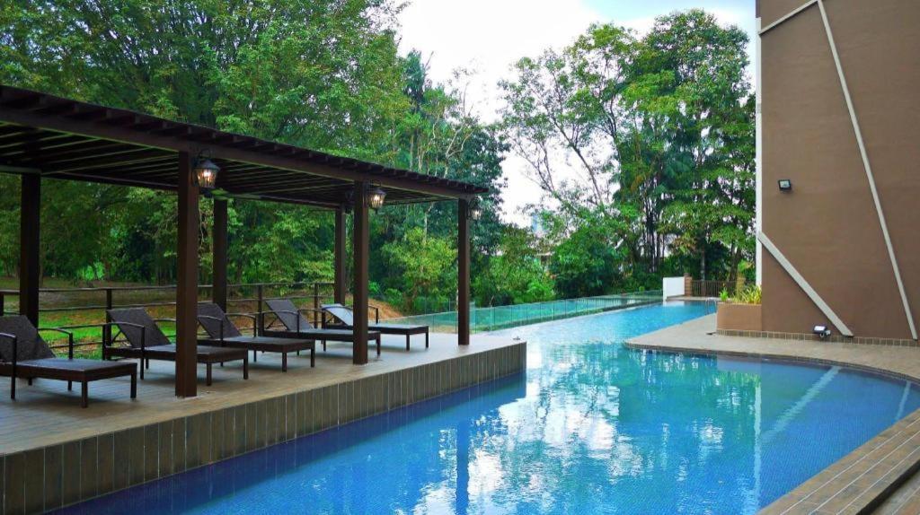Hotel Grand Baron Taiping Ngoại thất bức ảnh