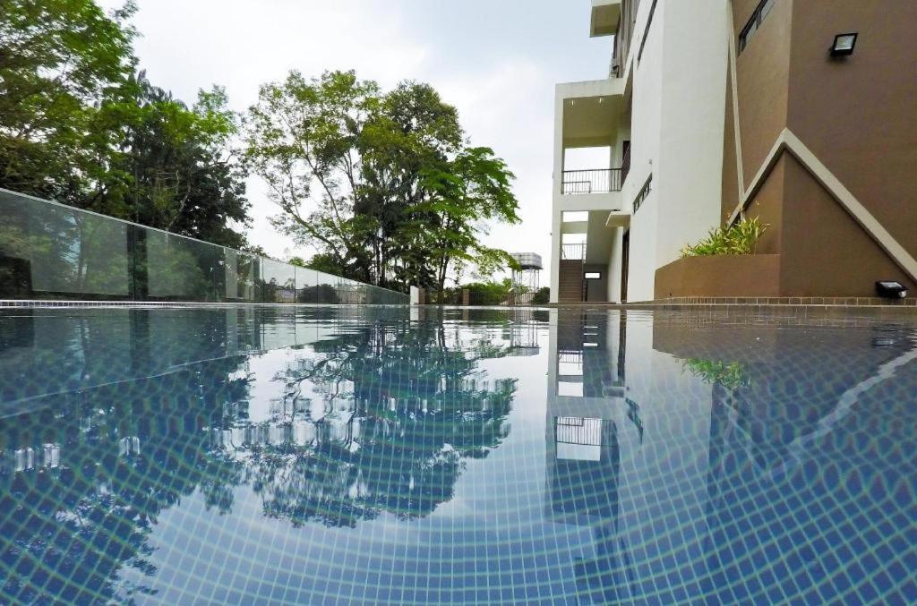 Hotel Grand Baron Taiping Ngoại thất bức ảnh