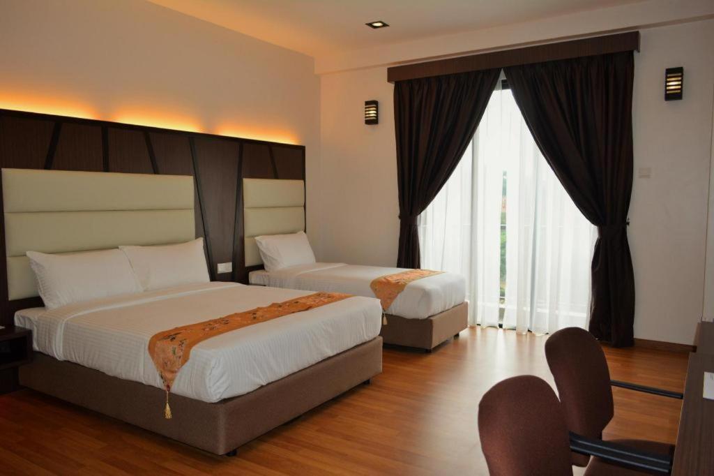 Hotel Grand Baron Taiping Ngoại thất bức ảnh